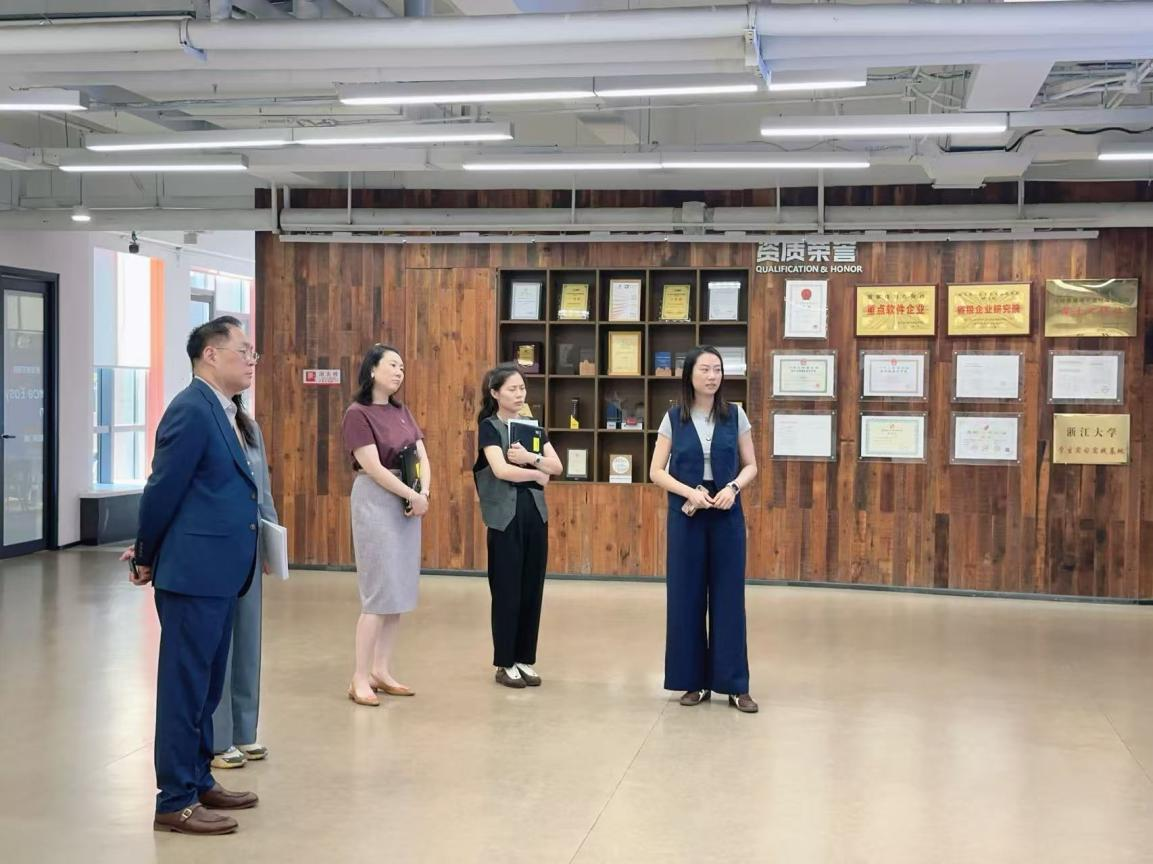 1764058209594389.png 1764058209594389.png