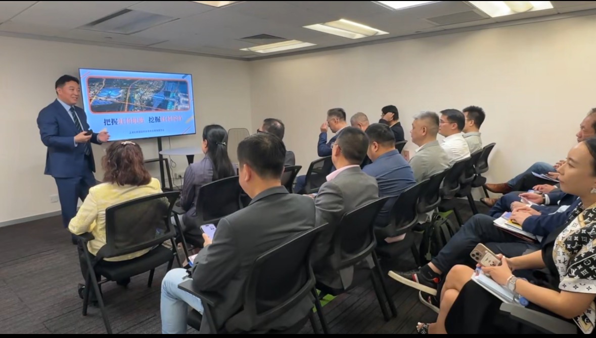 1765352705406702.jpg 1765352705406702.jpg