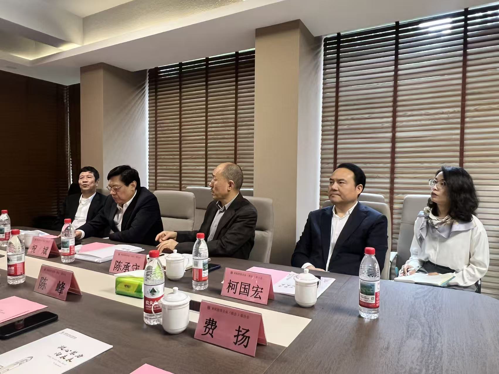 杭州来投 (3).jpg